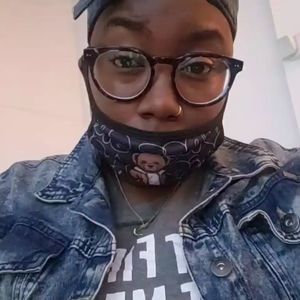 Meet your Posher, Courtney